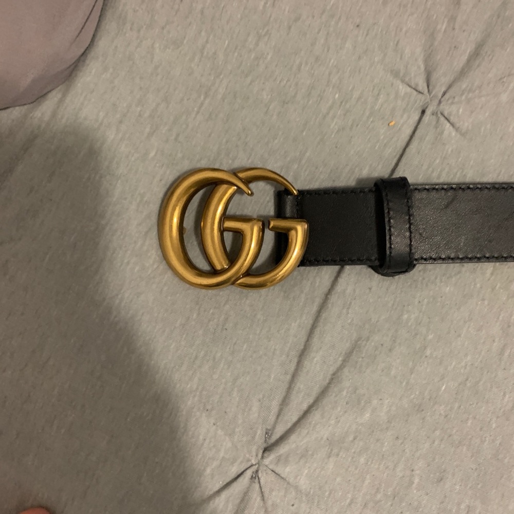 Large Logo authentic Gucci belt